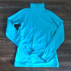 Women’s Nike 1/4 zip size L